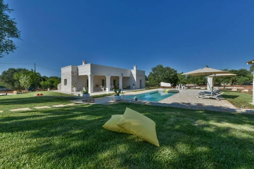 Tenuta Trullo Pietra Bianca-1